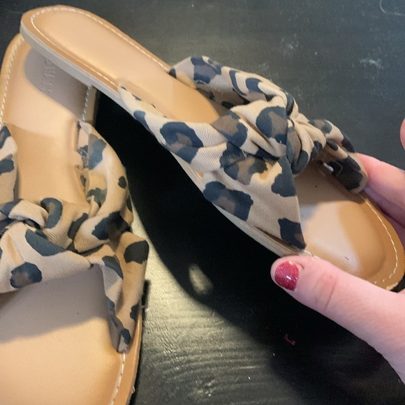 Leopard Sandals - Picture 2 of 3